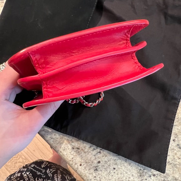 (SOLD) Chanel crossbody phone bag - Picture 8 of 12